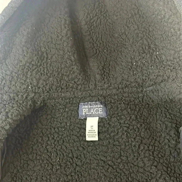 The Children's Place - Sherpa  lined full zip hoodie. Size 2T - Picture 5 of 5